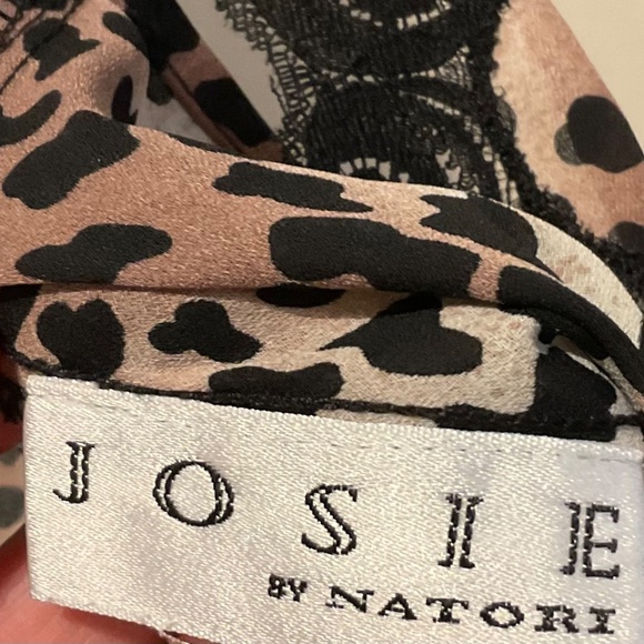 Josie by Natori Mini Leopard Chemise S Black Lace Trim High Side Slit Sexy - Picture 5 of 5